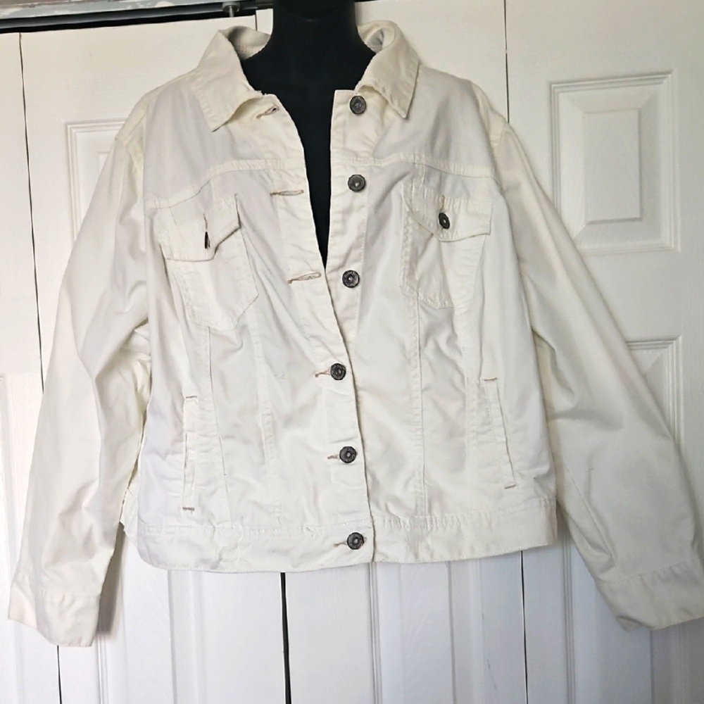 Avenue Jeans Women's Cream Jacket